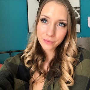 Meet your Posher, Marissa